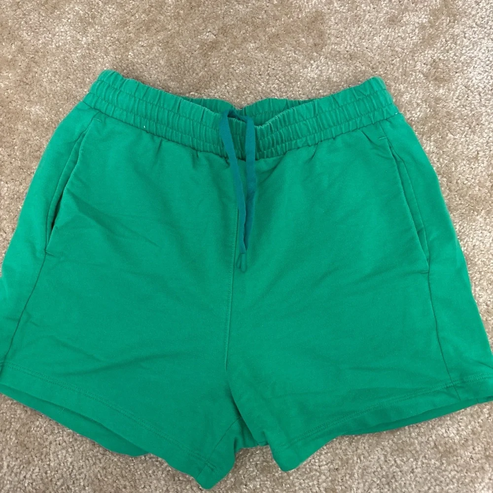 All in Motion Teal Active Shorts - Picture 1 of 2